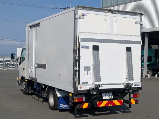 日野 デュトロ 2RG-XZU712M(2WD)の写真4