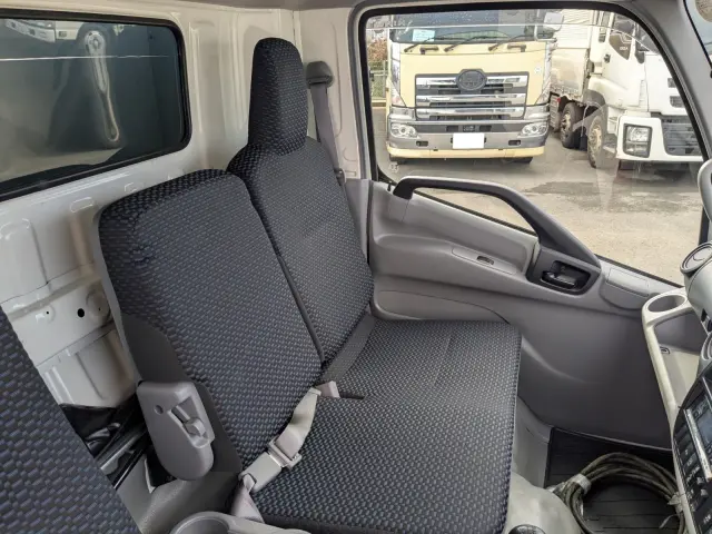 日野 デュトロ 2RG-XZU712M(2WD)の写真38