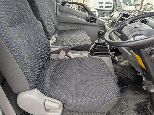 日野 デュトロ 2RG-XZU712M(2WD)の写真41