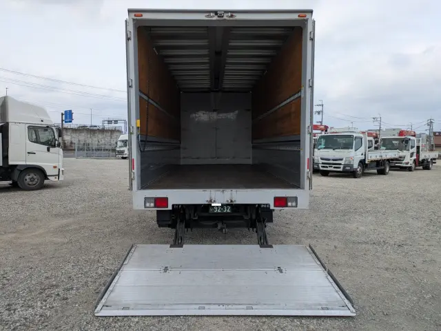 日野 レンジャー 2PG-FD2ABG(2WD)の写真11