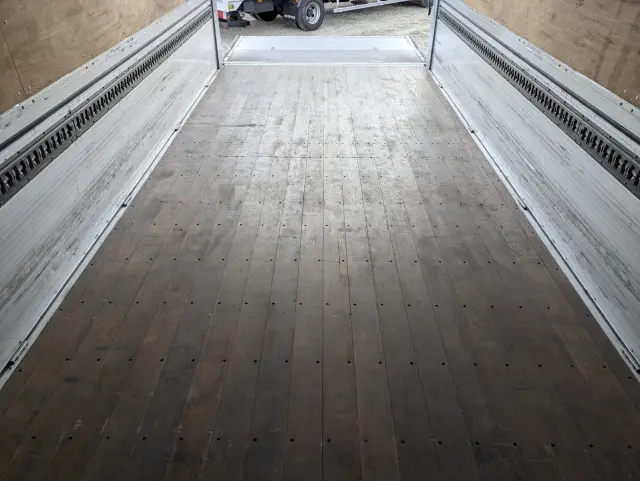 日野 レンジャー 2PG-FD2ABG(2WD)の写真18