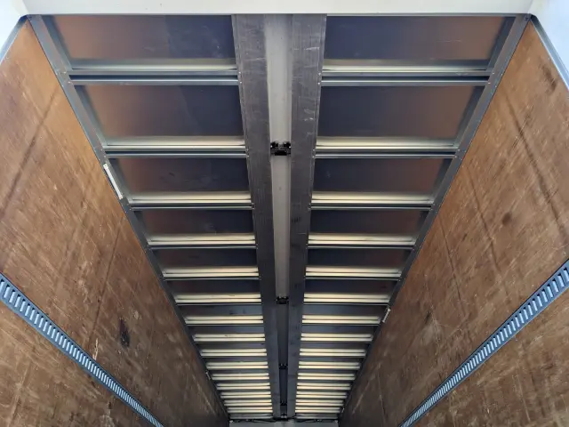 日野 プロフィア 2DG-FW1AHG(8x4)の写真13