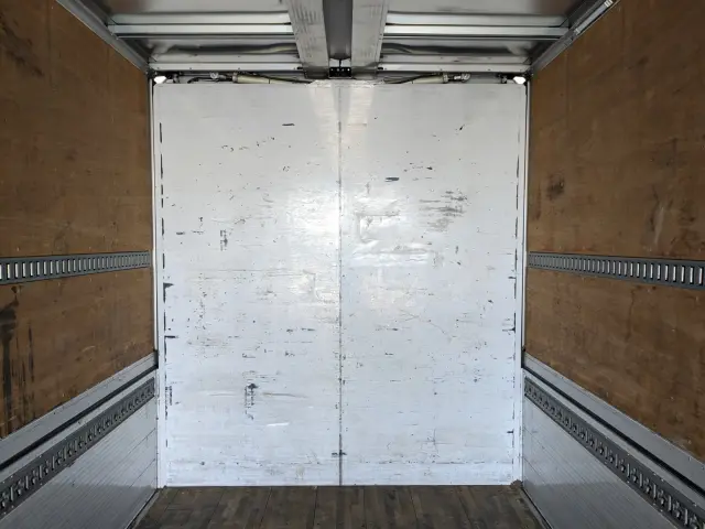 日野 プロフィア 2DG-FW1AHG(8x4)の写真16