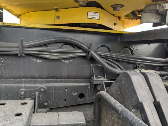 いすゞ エルフ SKG-NKR85YN(2WD)の写真6