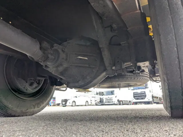 いすゞ エルフ SKG-NKR85YN(2WD)の写真7