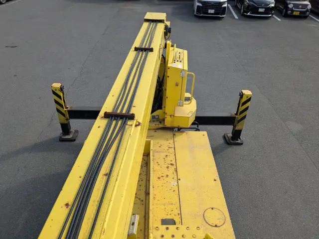 いすゞ エルフ SKG-NKR85YN(2WD)の写真19