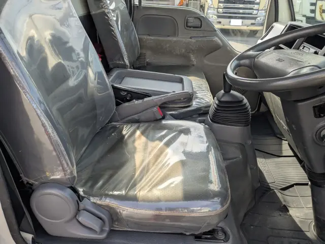 いすゞ エルフ SKG-NKR85YN(2WD)の写真28