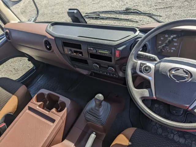 日野 レンジャー 2KG-FD2ABG(2WD)の写真24