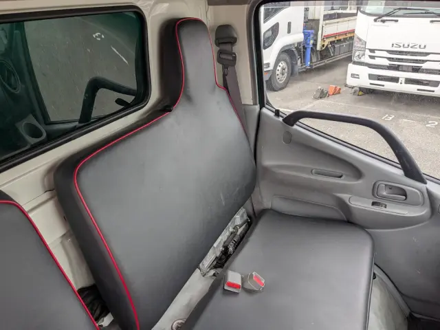 日野 デュトロ 2RG-XZU650M(2WD)の写真26