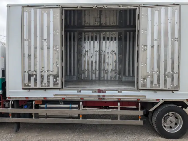 日野 レンジャー 2PG-FE2ABA(2WD)の写真33