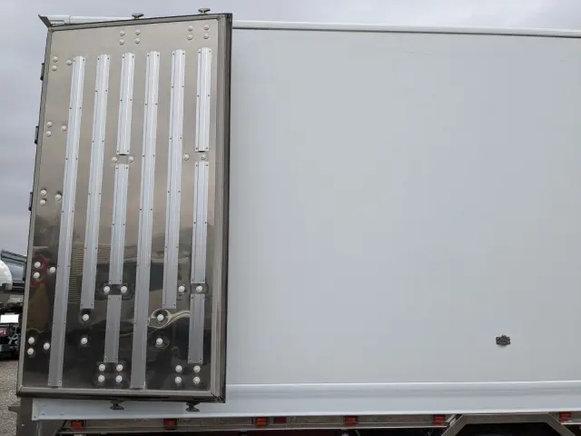 日野 レンジャー 2PG-FE2ABA(2WD)の写真35