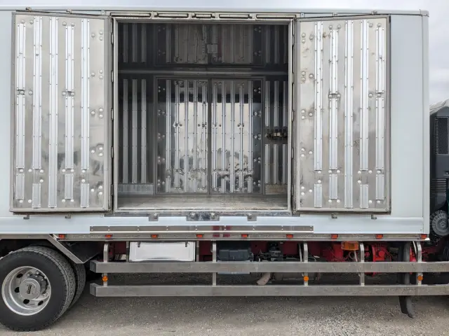 日野 レンジャー 2PG-FE2ABA(2WD)の写真40