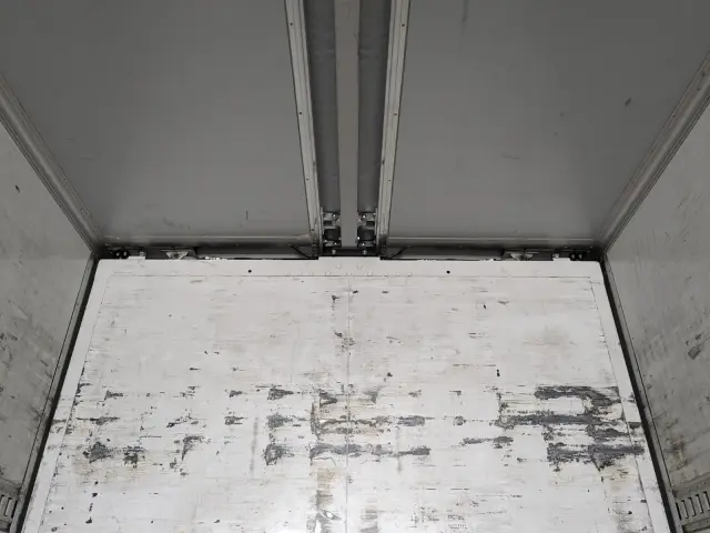 日野 プロフィア QPG-FW1EXEG(8x4)の写真15