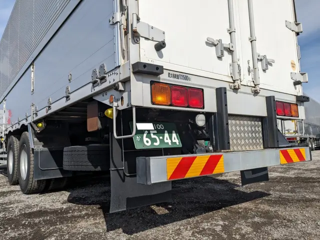 ＵＤ クオン QKG-CD5ZA(6x2)の写真8