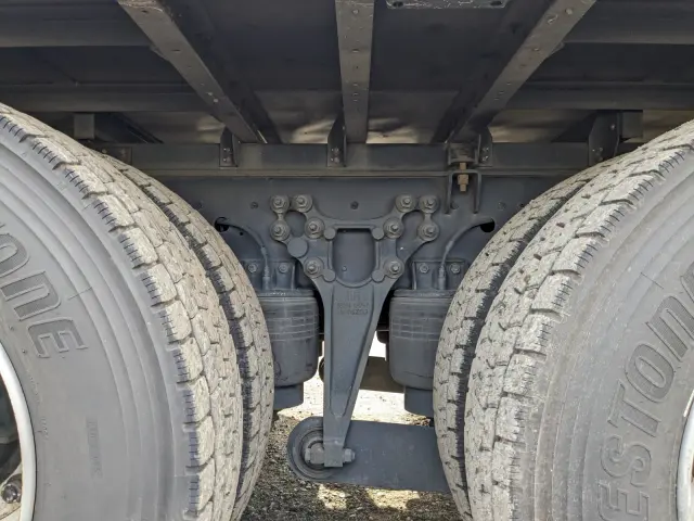 ＵＤ クオン QKG-CD5ZA(6x2)の写真18