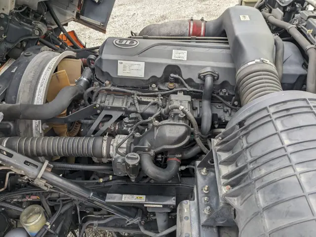 ＵＤ クオン QKG-CD5ZA(6x2)の写真28