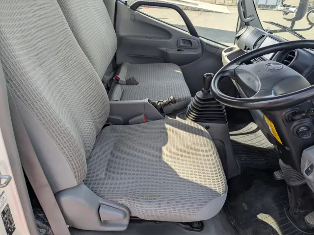 日野 デュトロ TKG-XZC605M(2WD)の写真25