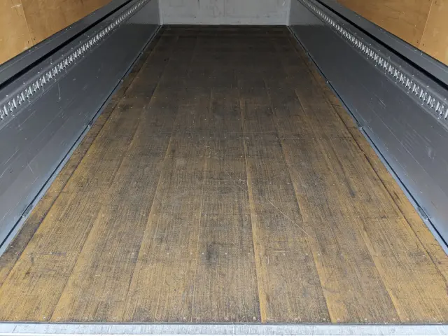 日野 レンジャー 2KG-FD2ABG(2WD)の写真16