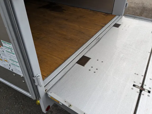 日野 レンジャー 2KG-FD2ABG(2WD)の写真13