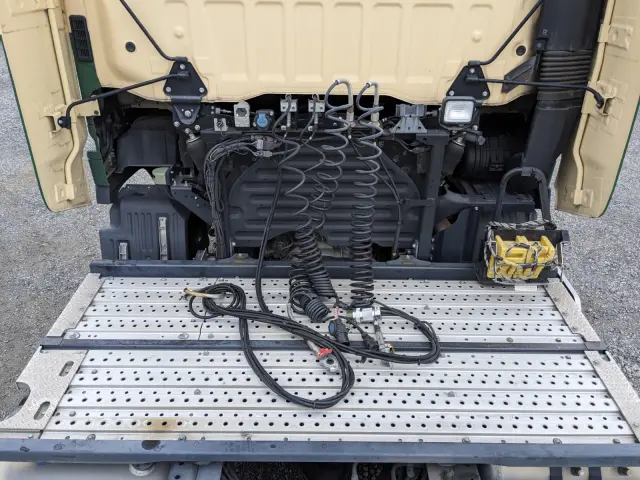 日野 プロフィア 2DG-SH1EDGG(2WD)の写真12