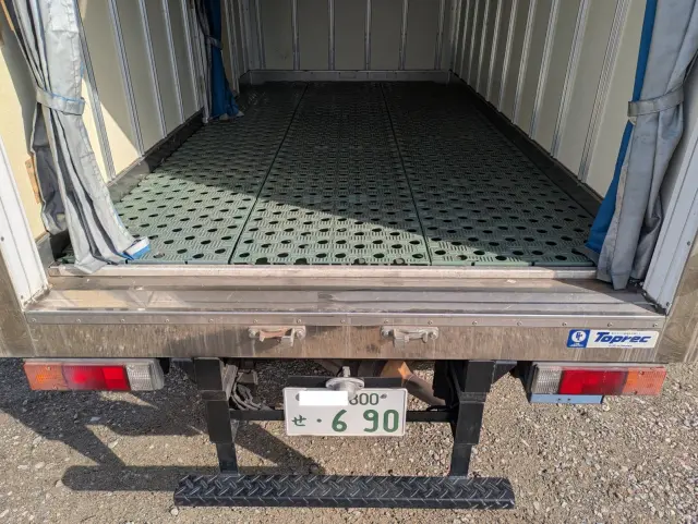 三菱 キャンター TPG-FBA00(2WD)の写真13