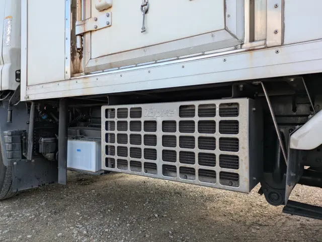 三菱 キャンター TPG-FBA00(2WD)の写真34