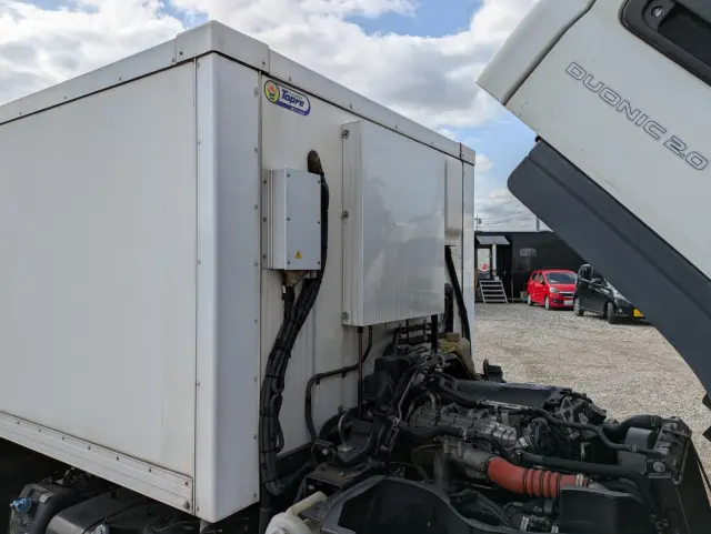 三菱 キャンター TPG-FBA00(2WD)の写真47