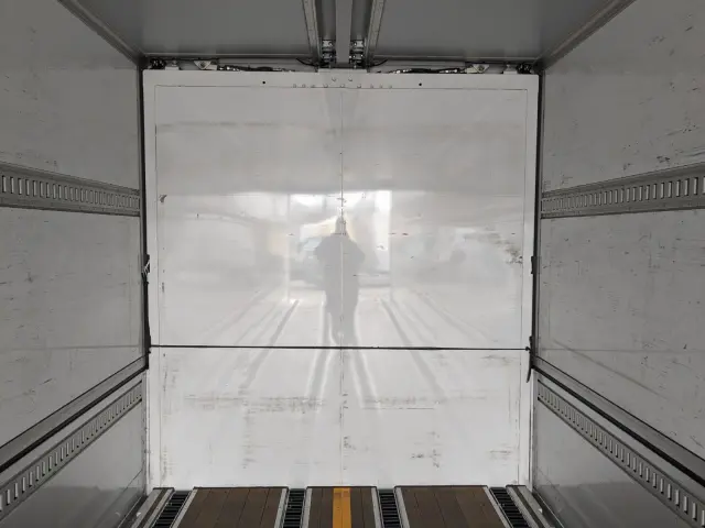 ＵＤ クオン QKG-CG5ZA(2WD)の写真13