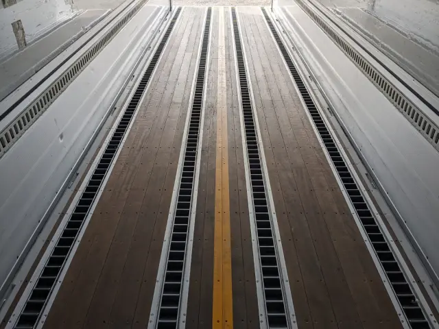 ＵＤ クオン QKG-CG5ZA(2WD)の写真14