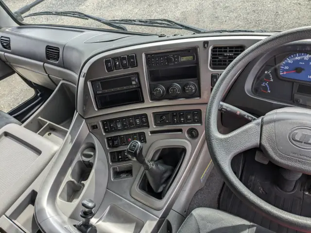 ＵＤ クオン QKG-CG5ZA(2WD)の写真22