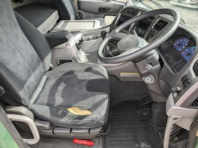 ＵＤ クオン QKG-CG5ZA(2WD)の写真23