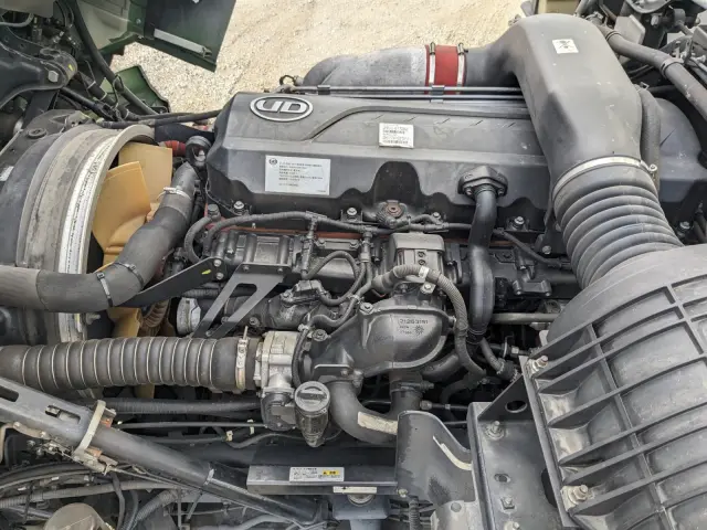 ＵＤ クオン QKG-CG5ZA(2WD)の写真27