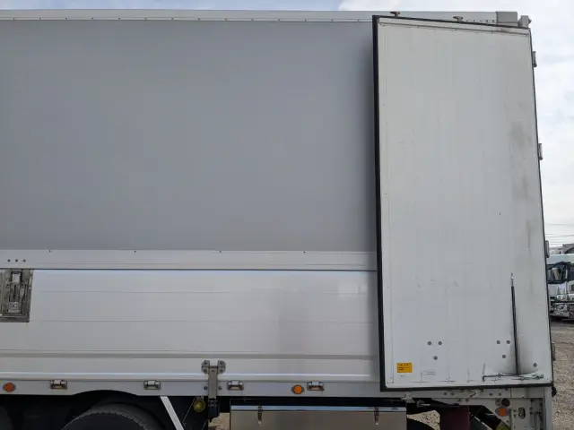 ＵＤ クオン QKG-CG5ZA(2WD)の写真36