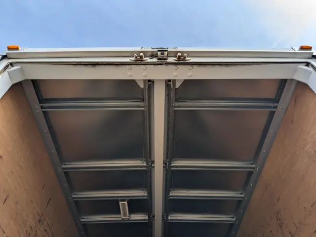 ＵＤ クオン CG5ZA-30754(8x4)の写真11