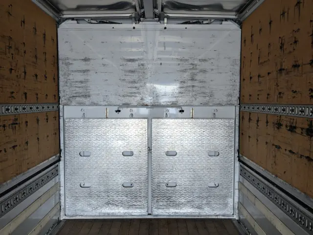 ＵＤ クオン CG5ZA-30754(8x4)の写真16