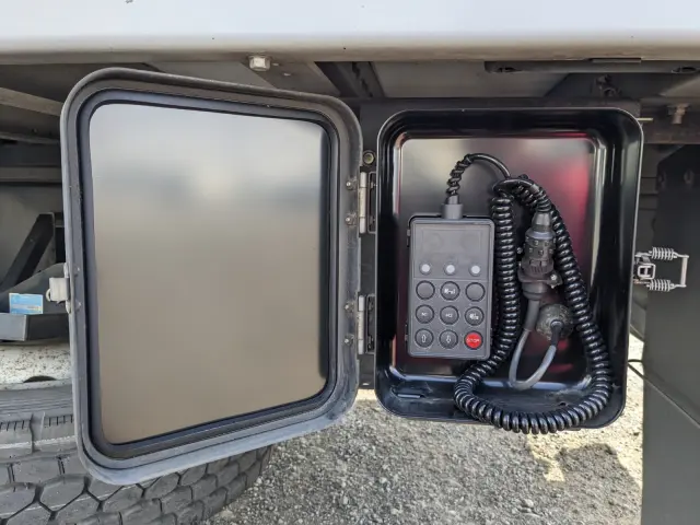 ＵＤ クオン CG5ZA-30754(8x4)の写真24