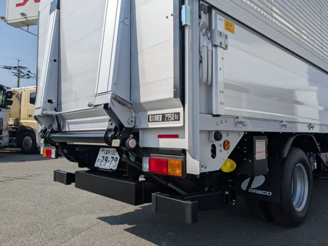 三菱 キャンター 2RG-FEB50(2WD)の写真6