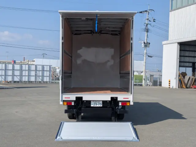 三菱 キャンター 2RG-FEB50(2WD)の写真8