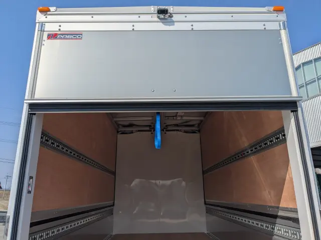 三菱 キャンター 2RG-FEB50(2WD)の写真15