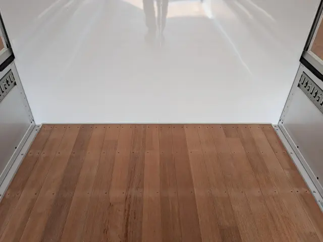 三菱 キャンター 2RG-FEB50(2WD)の写真18