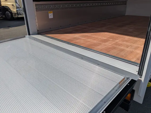 三菱 キャンター 2RG-FEB50(2WD)の写真26