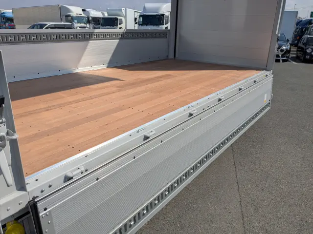 三菱 キャンター 2RG-FEB50(2WD)の写真35