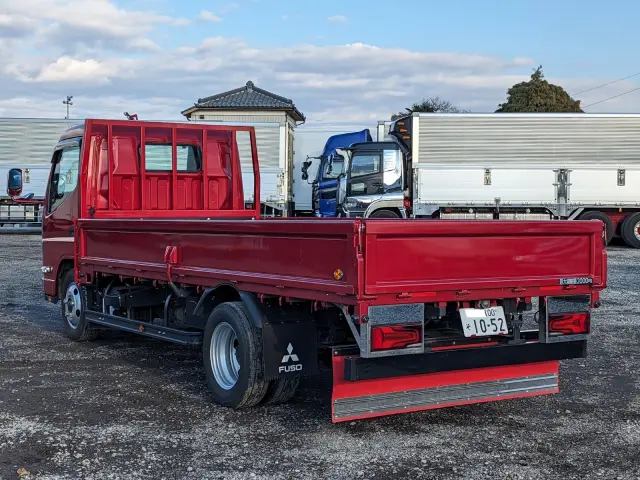 三菱 キャンター 2RG-FEAV0(2WD)の写真3