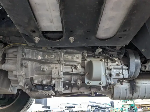 三菱 キャンター 2RG-FEAV0(2WD)の写真14