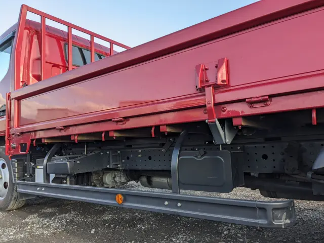 三菱 キャンター 2RG-FEAV0(2WD)の写真15