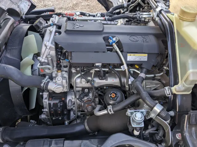 三菱 キャンター 2RG-FEAV0(2WD)の写真24