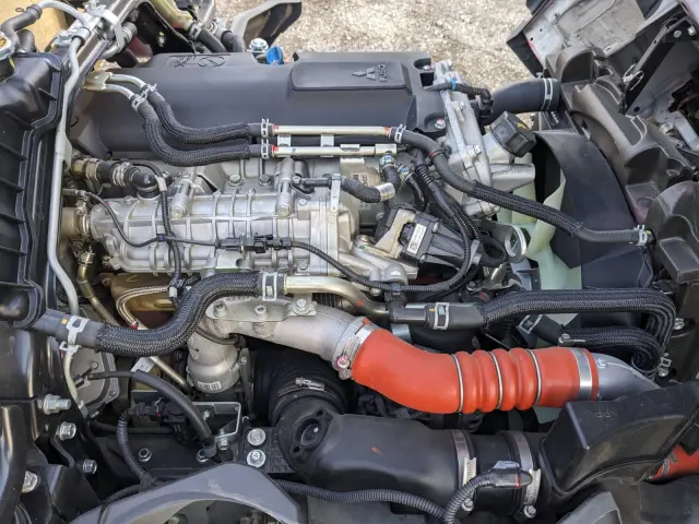 三菱 キャンター 2RG-FEAV0(2WD)の写真26