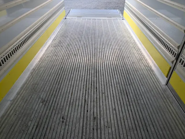 日野 レンジャー 2KG-FD2ABG(2WD)の写真14