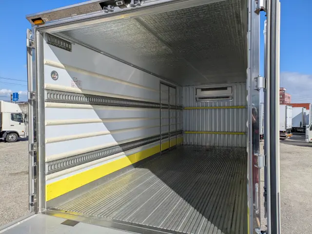 日野 レンジャー 2KG-FD2ABG(2WD)の写真16