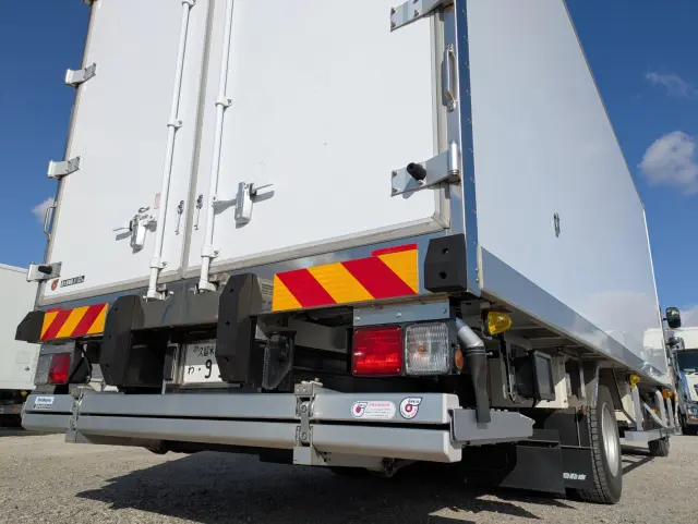 日野 レンジャー 2KG-FD2ABG(2WD)の写真8